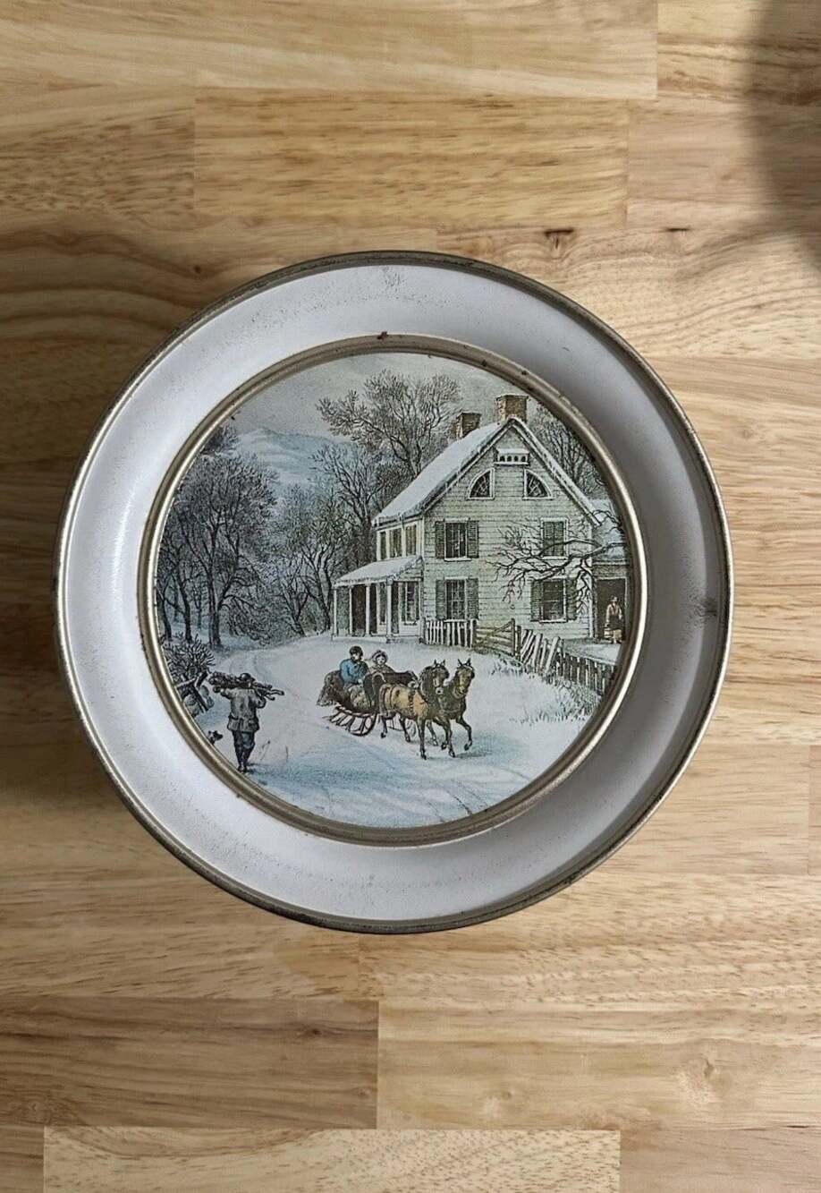 Vintage Currier And Ives The American Homestead-Winter 1968 Tin Horses & Sleigh
